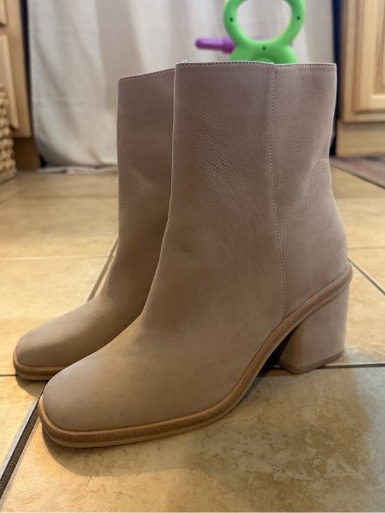 Dolce Vita Shoes - Dolce Vita Beige Women's Block Heel Ankle Boots